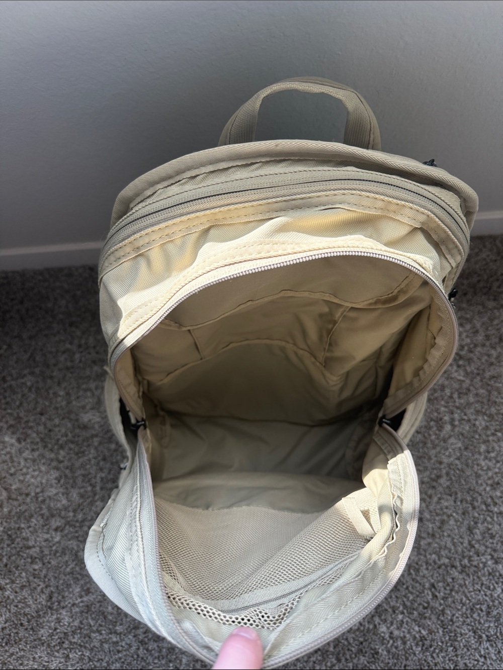 Nike Sportswear RPM Backpack ‘Light Bone’ - Picture 5 of 11